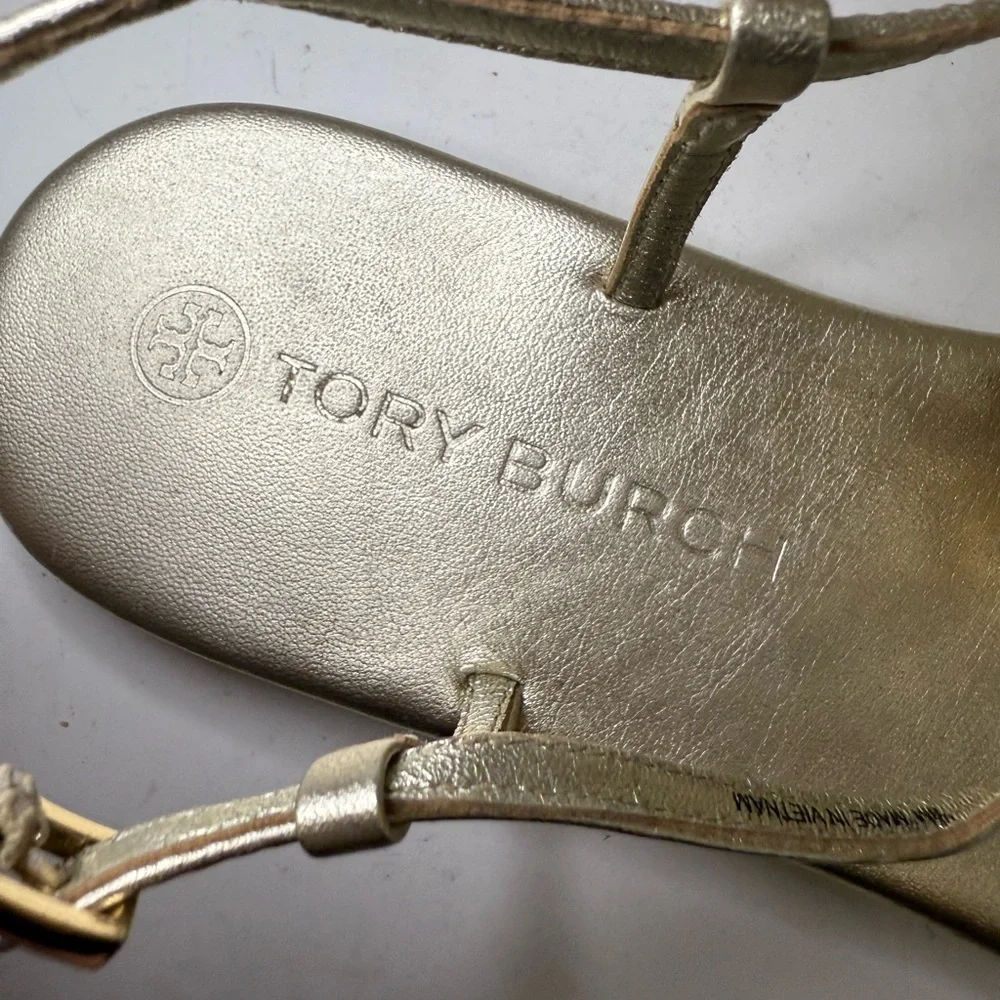 TORY BURCH Capri Strap Sandal Spark Gold Size 8 T-Strap Thong Metallic Logo